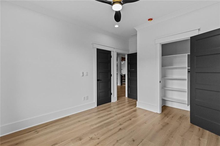 Spacious, unfurnished interior of a new home in , Braselton (Image 25). Spacious, unfurnished interior of a new home in , Braselton (Image 25).