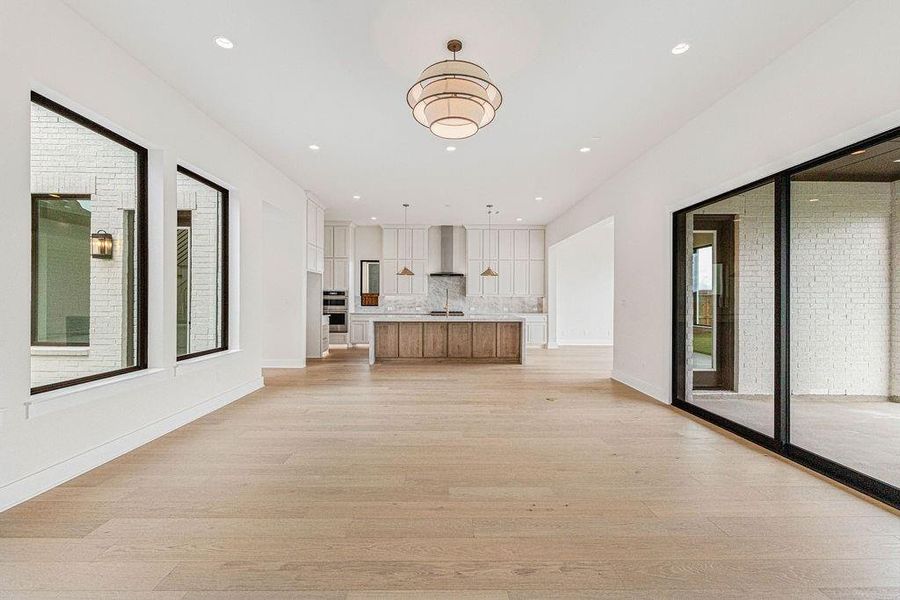 Spacious, unfurnished interior of a new home in , Prosper (Image 31).