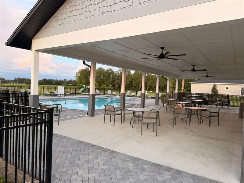 Community amenities in , Alachua (Image 32).