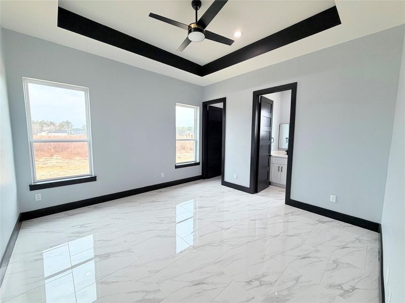 Spacious, unfurnished interior of a new home in , Dayton (Image 34).