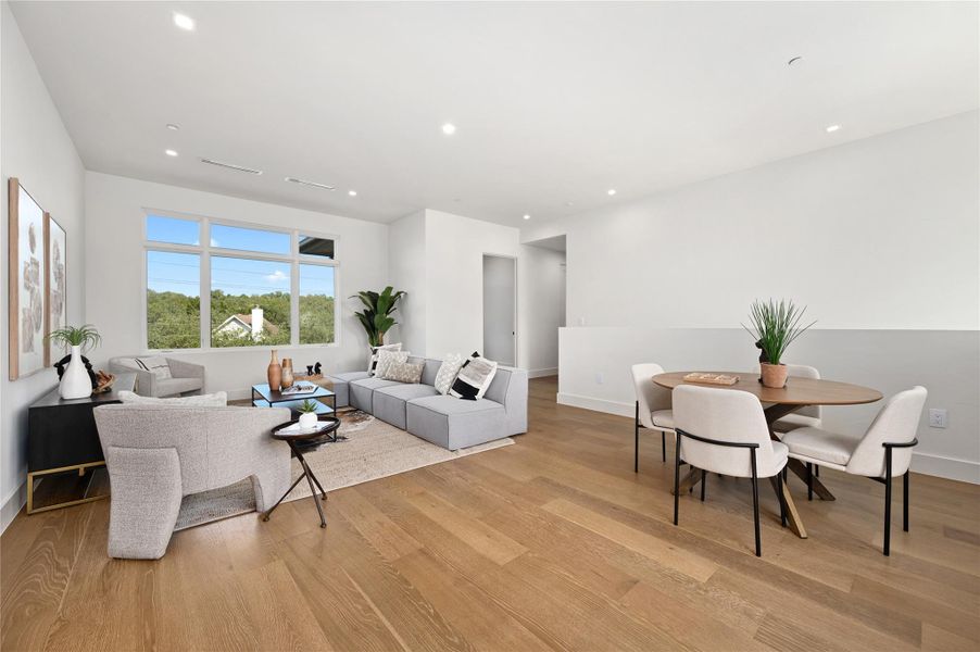 Furnished interior view inside a new home in , Austin (Image 30). Furnished interior view inside a new home in , Austin (Image 30).