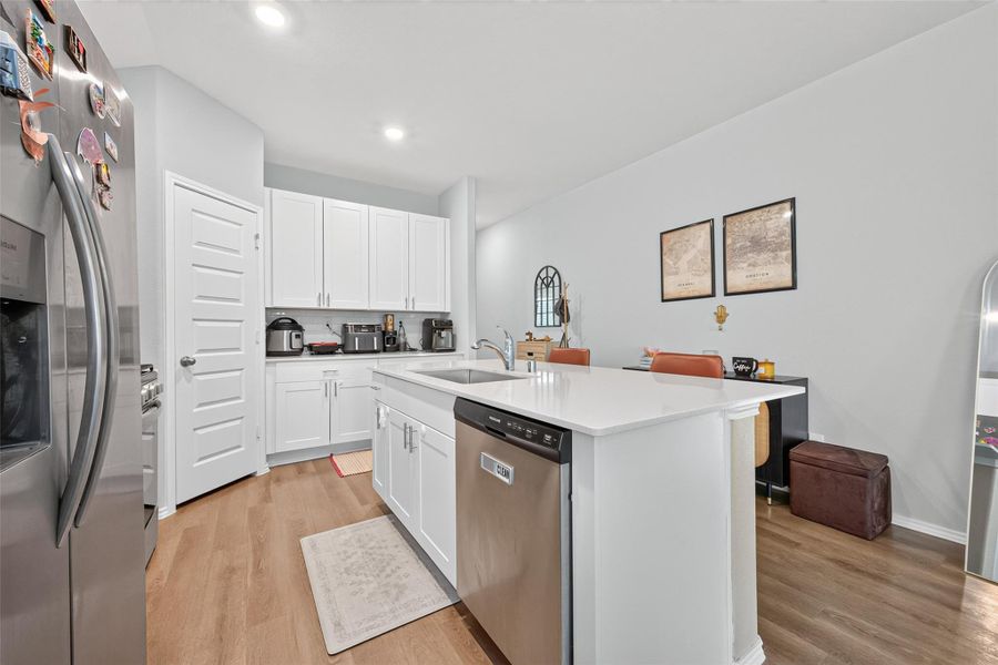 Furnished interior view inside a new home in , Magnolia (Image 13).