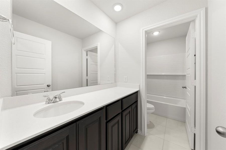 22. 1825 Hazer - 2ND Bath