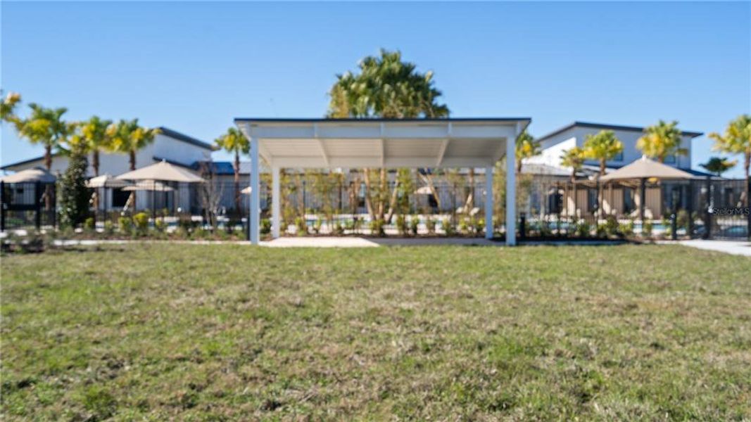 Community amenities in , Clermont (Image 59). Community amenities in , Clermont (Image 59).