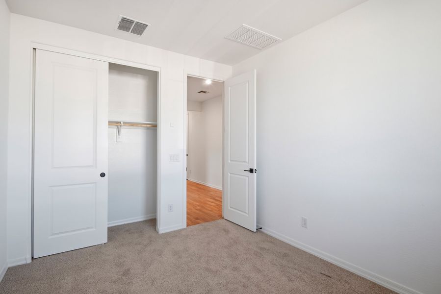 Spacious, unfurnished interior of a new home in Marbella at Windrose, Waddell (Image 22). Spacious, unfurnished interior of a new home in Marbella at Windrose, Waddell (Image 22).