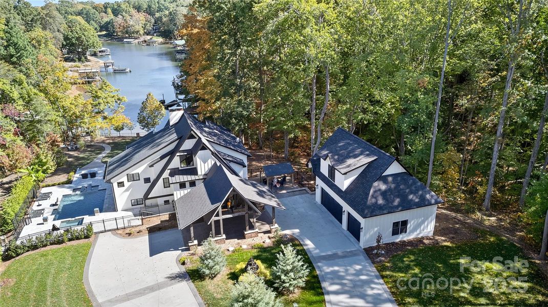 Image 41 of a home in .