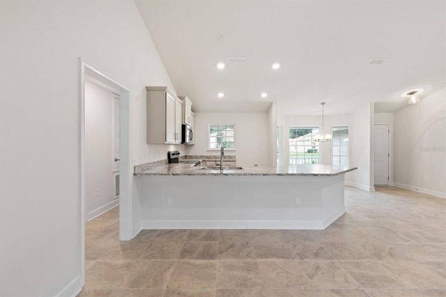 Kitchen facing the dining,