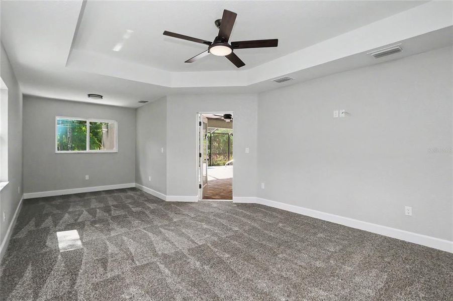 Spacious, unfurnished interior of a new home in , Dunnellon (Image 48).