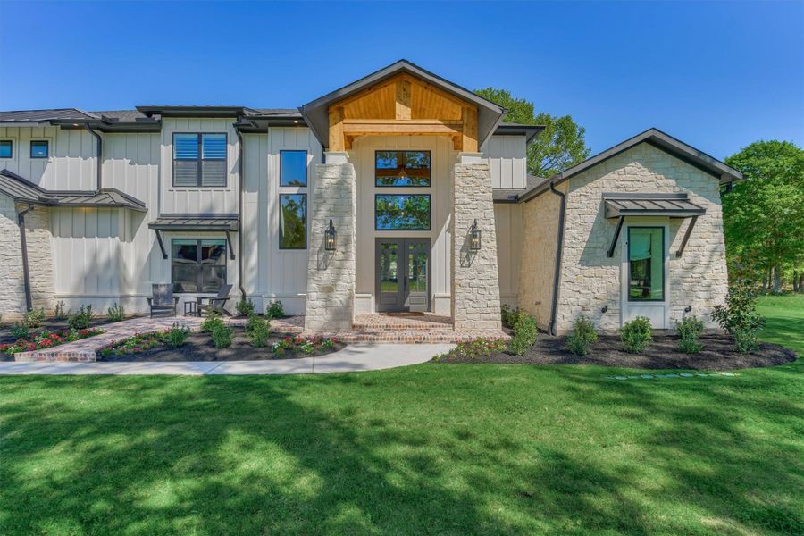 Exterior details and patio area of a home in , Montgomery (Image 26).