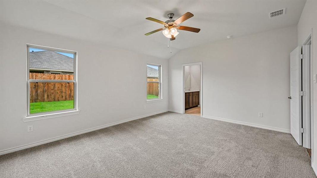 Spacious, unfurnished interior of a new home in Liberty Crossing, Royse City (Image 30). Spacious, unfurnished interior of a new home in Liberty Crossing, Royse City (Image 30).