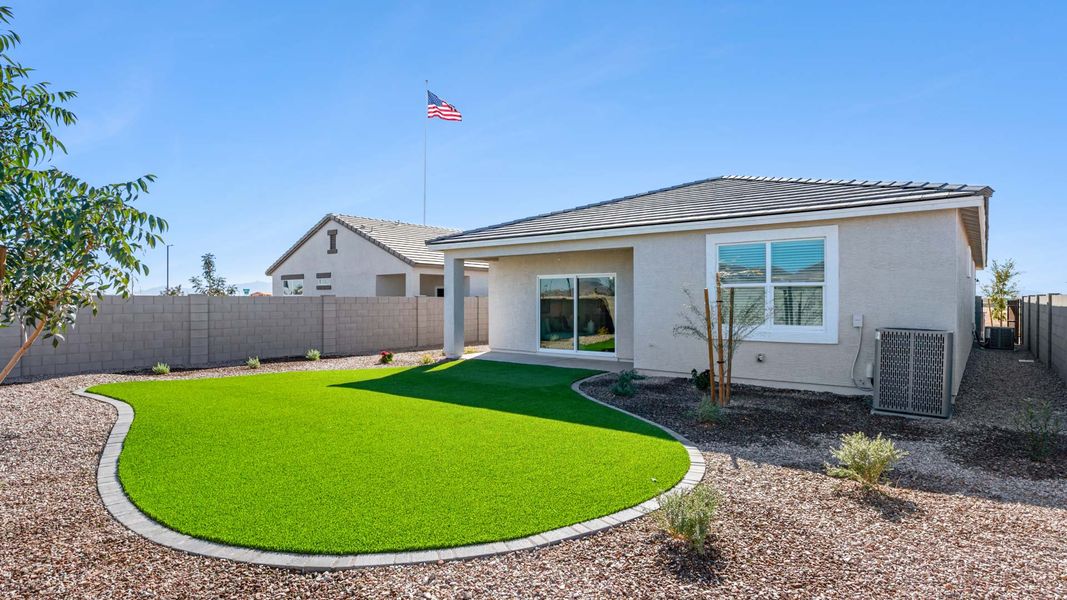 Exterior details and patio area of a home in Copper Falls, Buckeye (Image 25).