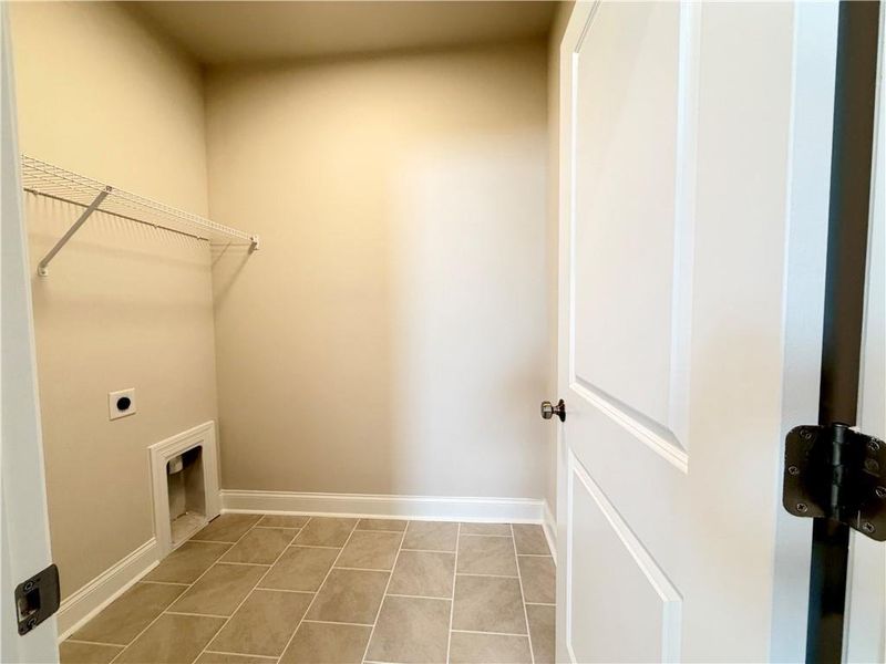 Spacious, unfurnished interior of a new home in Palisades Single Family, Cumming (Image 19).