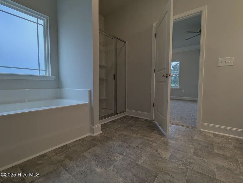 Spacious, unfurnished interior of a new home in Hidden Lake Estates, Greenville (Image 17).
