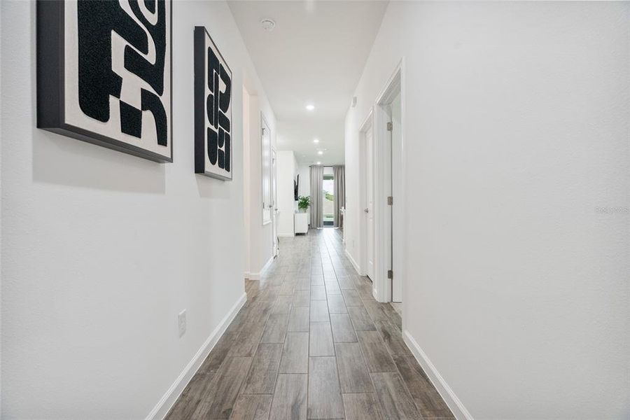 Spacious, unfurnished interior of a new home in Summerbrooke, Mount Dora (Image 22). Spacious, unfurnished interior of a new home in Summerbrooke, Mount Dora (Image 22).