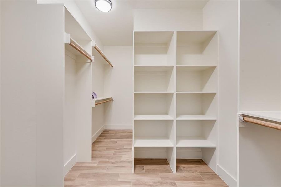 Image 36 of a home in .