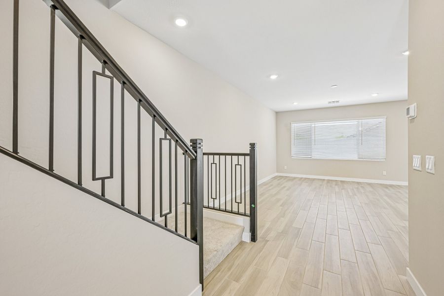 New Home in Mesa, AZ.  - Slide 4