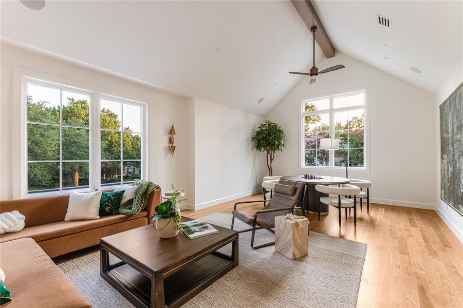 Furnished interior view inside a new home in , Dallas (Image 25). Furnished interior view inside a new home in , Dallas (Image 25).