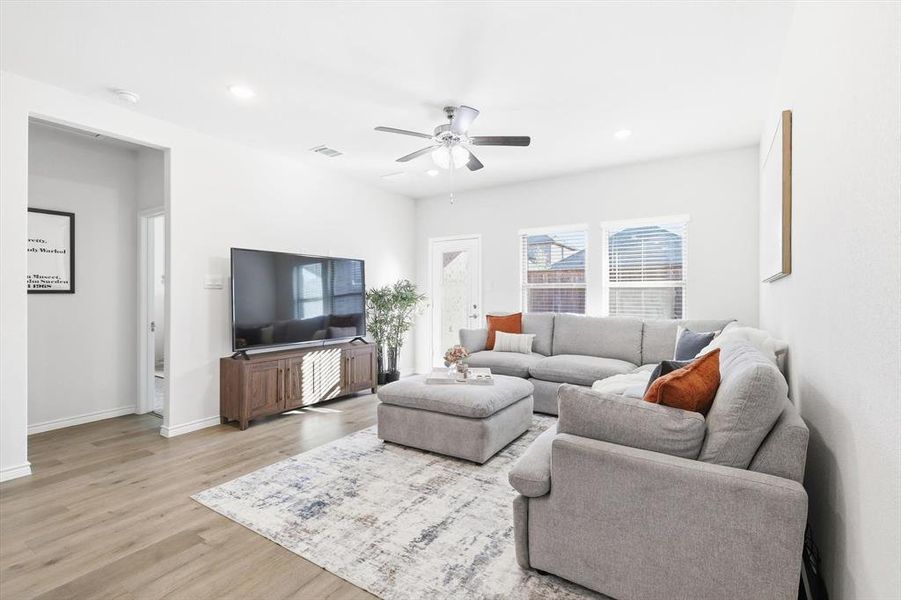 Furnished interior view inside a new home in Spiritas Ranch, Little Elm (Image 7). Furnished interior view inside a new home in Spiritas Ranch, Little Elm (Image 7).