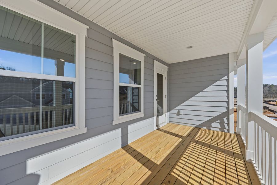 Exterior details and patio area of a home in Carriage Estates, Lexington (Image 4).