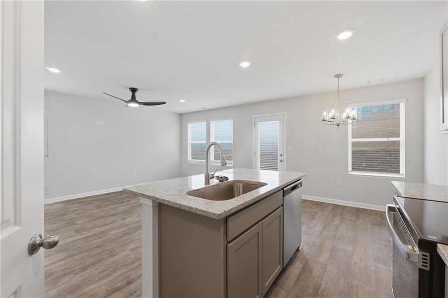 Furnished interior view inside a new home in Moss Creek, Hogansville (Image 4).