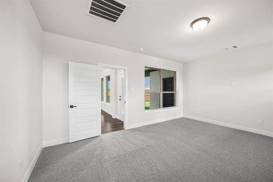 Spacious, unfurnished interior of a new home in Karis - Village Series, Crowley (Image 28). Spacious, unfurnished interior of a new home in Karis - Village Series, Crowley (Image 28).