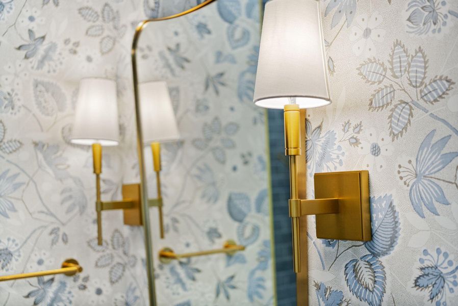 Close-up of interior finishes inside a home in , Ravenel (Image 19).