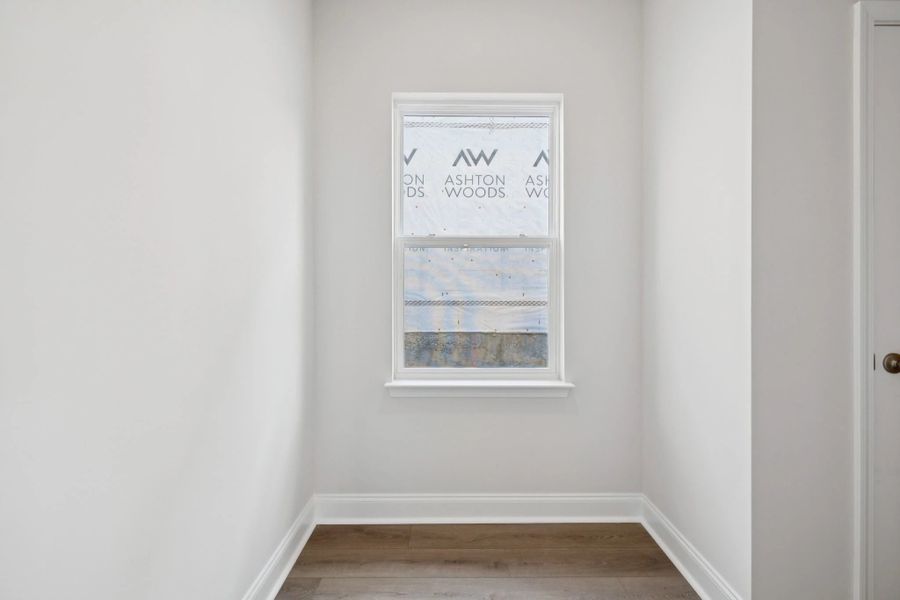 Spacious, unfurnished interior of a new home in Cades Bluff, Lebanon (Image 31).