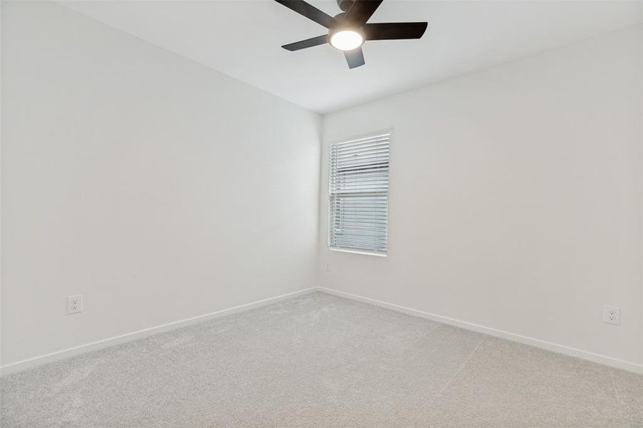 Spacious, unfurnished interior of a new home in Tillage Farms, Princeton (Image 27).