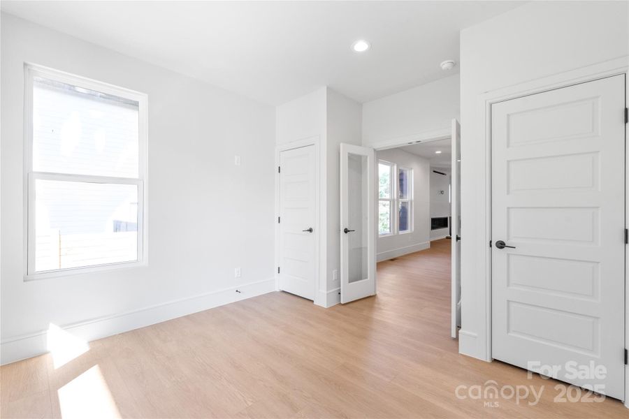 Spacious, unfurnished interior of a new home in , Charlotte (Image 28).