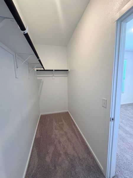 Spacious, unfurnished interior of a new home in Stokesbury, Waller (Image 26).