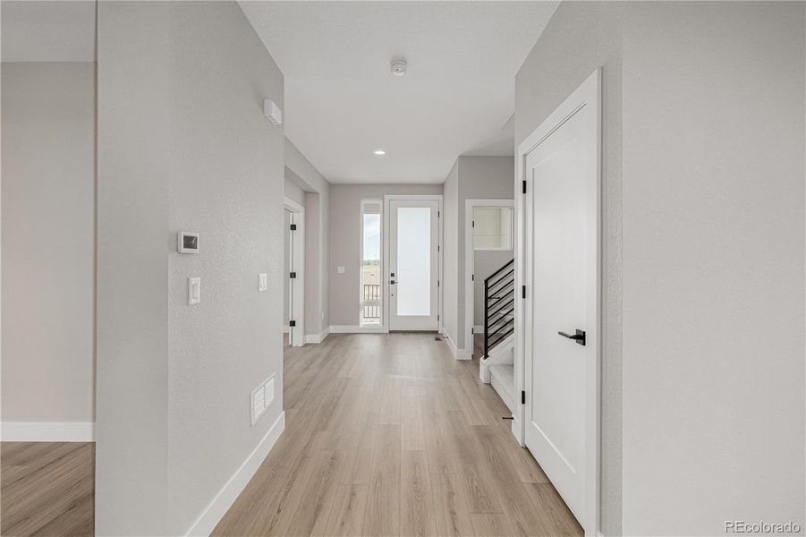 Spacious, unfurnished interior of a new home in West Grange, Longmont (Image 20).