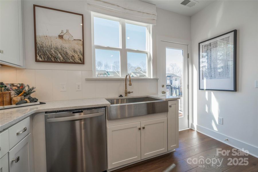 Bright Sunny Windows Leading to Outdoor Living Bright Sunny Windows Leading to Outdoor Living