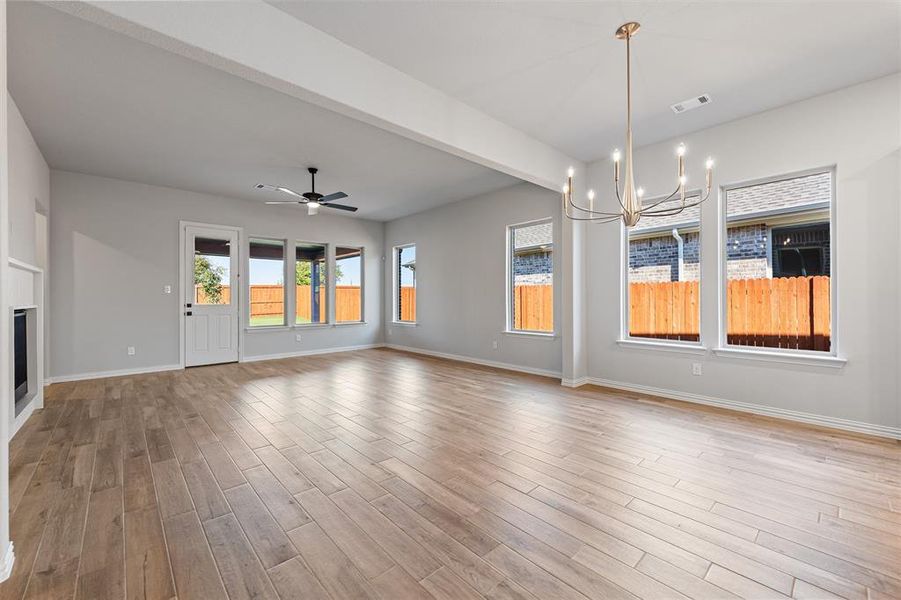 Spacious, unfurnished interior of a new home in Morningstar, Aledo (Image 28).