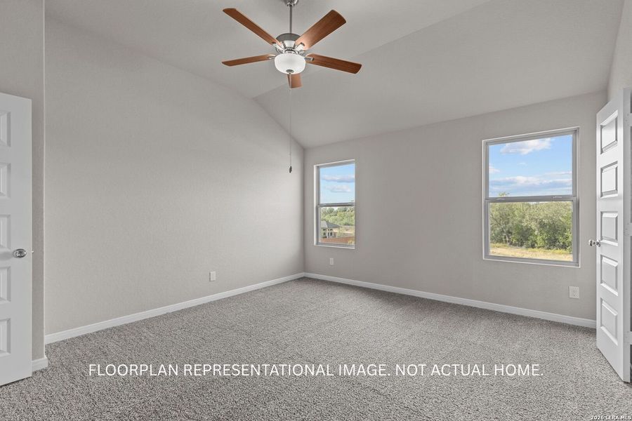 Spacious, unfurnished interior of a new home in Cinco Lakes, San Antonio (Image 9).