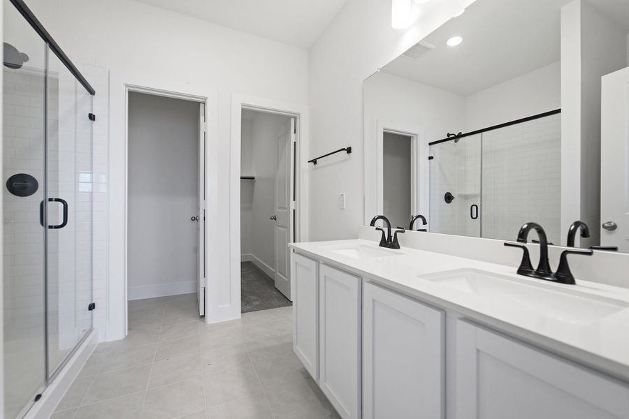Furnished interior view inside a new home in Harvest Pointe, Needville (Image 12).