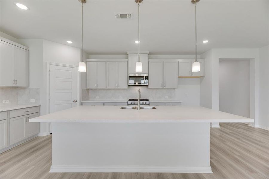 Furnished interior view inside a new home in Sutton Fields, Celina (Image 4).