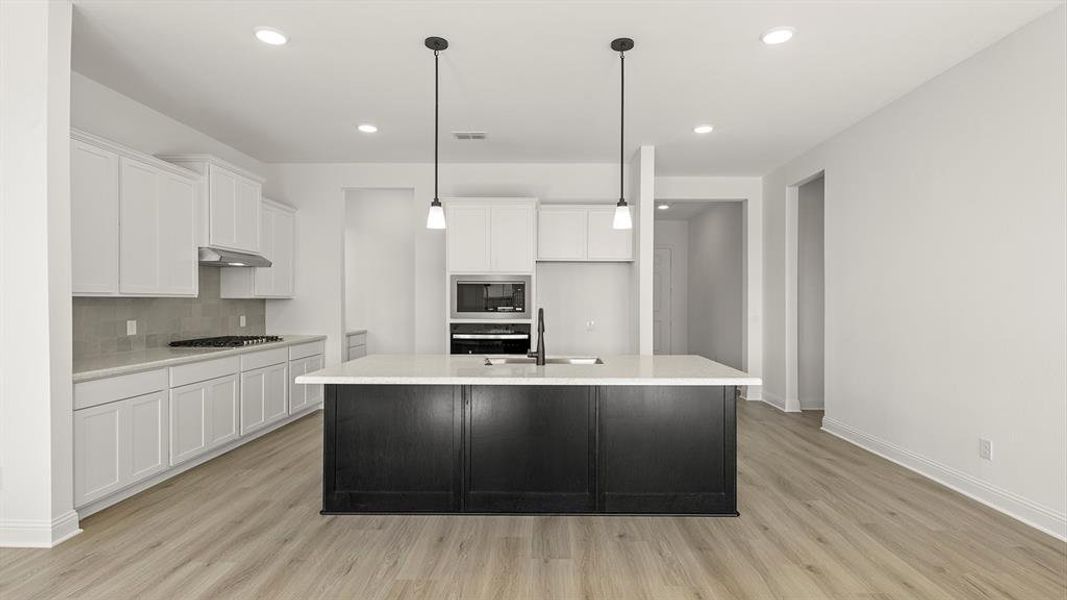 06. 736 Grand Dale - Kitchen