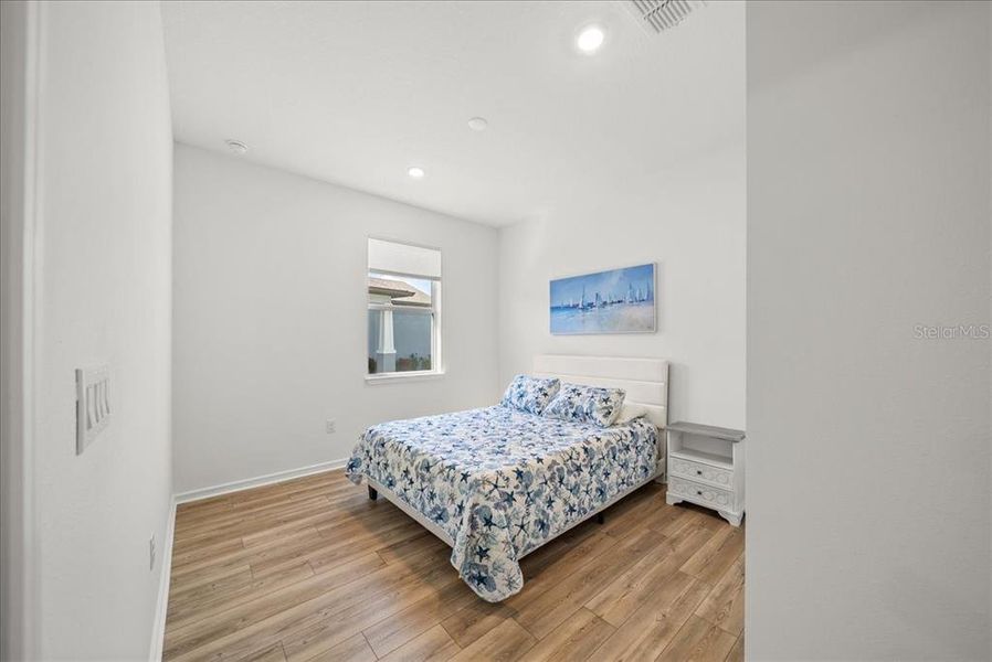 Furnished interior view inside a new home in Del Webb BayView, Parrish (Image 19). Furnished interior view inside a new home in Del Webb BayView, Parrish (Image 19).