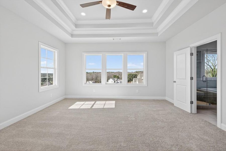Spacious, unfurnished interior of a new home in Hemingway, Flowery Branch (Image 36).