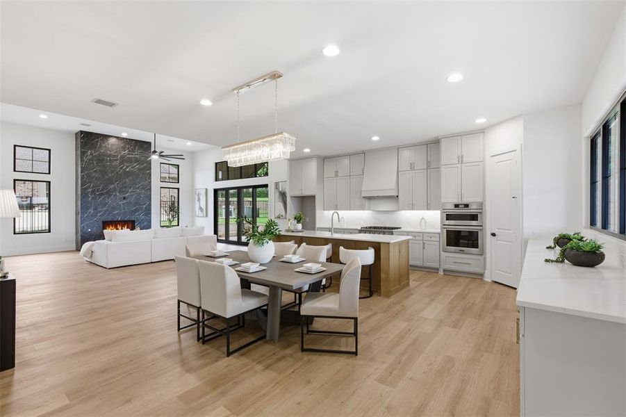 Furnished interior view inside a new home in , Fort Worth (Image 5).