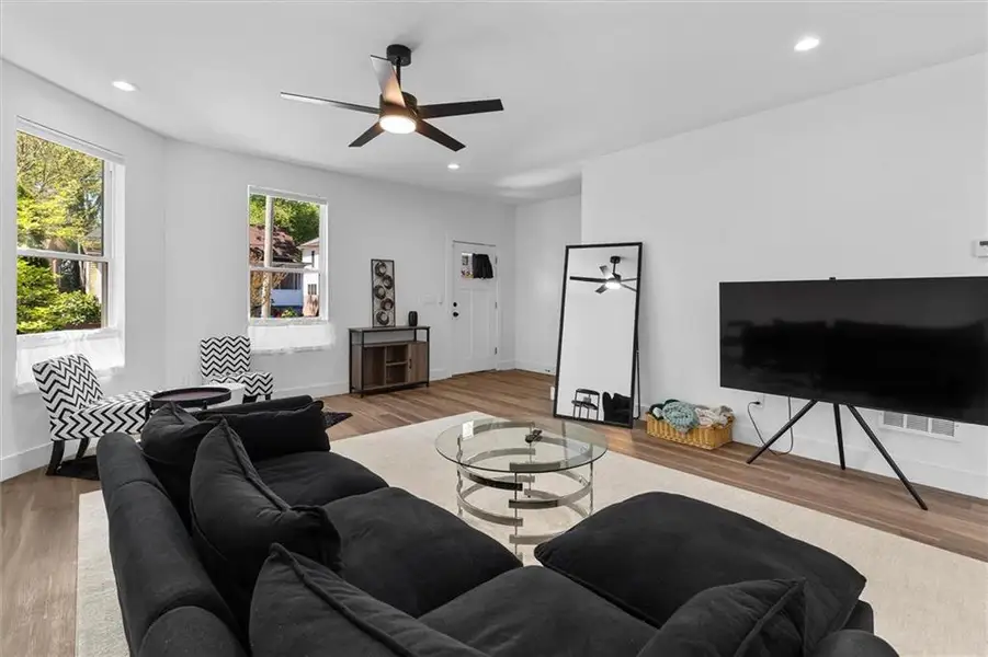 Furnished interior view inside a new home in , Atlanta (Image 63).