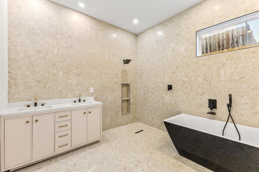 Furnished interior view inside a new home in , Dallas (Image 13).