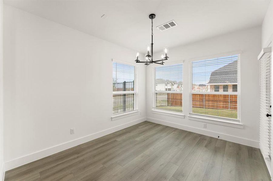 19. 1594 Melcer - Dining