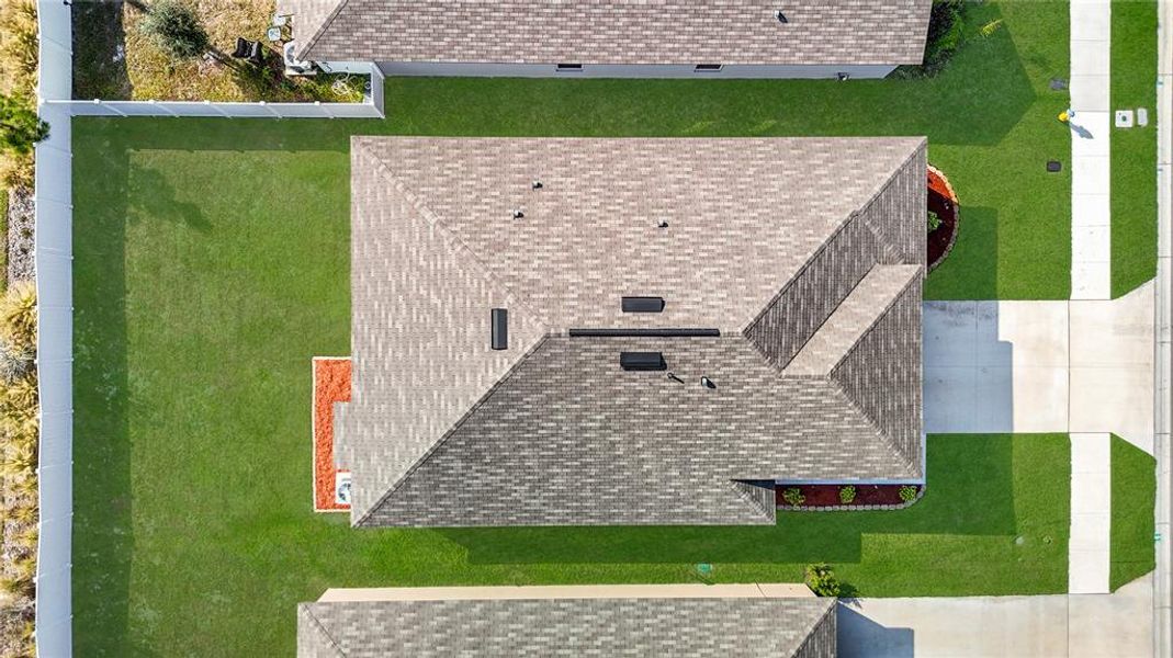 Exterior details and patio area of a home in , Spring Hill (Image 27).