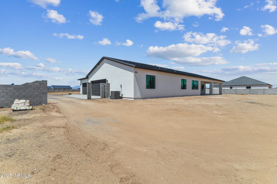 3933 E Freeman Ln-53