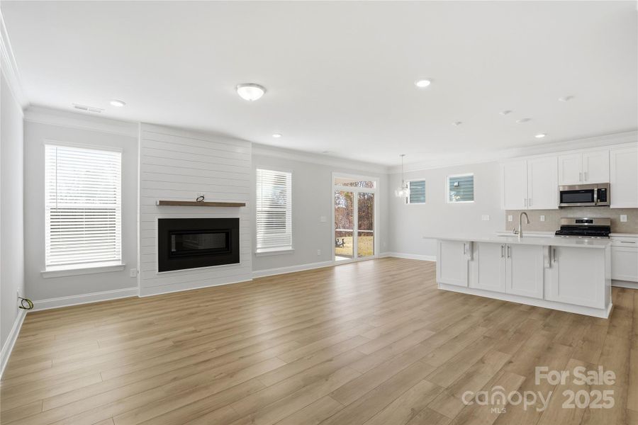 Spacious, unfurnished interior of a new home in Grier Meadows, Charlotte (Image 38).