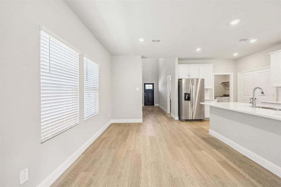 Photo is not of the actual home, but is an inspirational photo of builder’s model home and may depict options, furnishings, and/or decorator features that are not included. Photo is not of the actual home, but is an inspirational photo of builder’s model home and may depict options, furnishings, and/or decorator features that are not included.