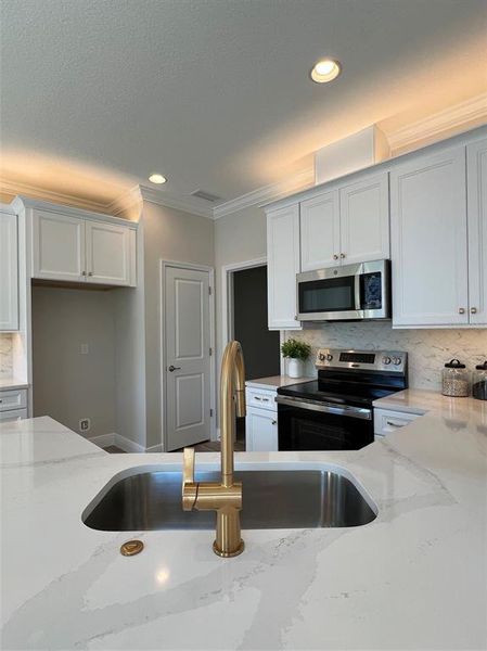 Close-up of interior finishes inside a home in , Seminole (Image 20). Close-up of interior finishes inside a home in , Seminole (Image 20).