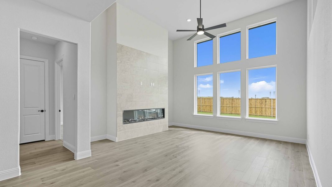 Representative unfurnished interior of a home built from the BEAUX by D.R. Horton in Clearview Ranch, Royse City (Image 26). Representative unfurnished interior of a home built from the BEAUX by D.R. Horton in Clearview Ranch, Royse City (Image 26).