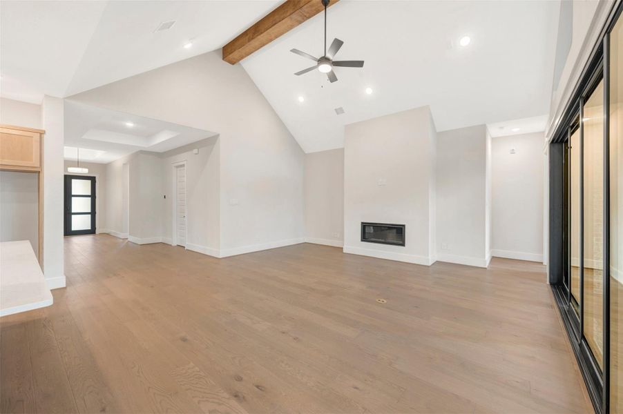 Spacious, unfurnished interior of a new home in The Woodlands Hills - Premier Collection, Willis (Image 19). Spacious, unfurnished interior of a new home in The Woodlands Hills - Premier Collection, Willis (Image 19).